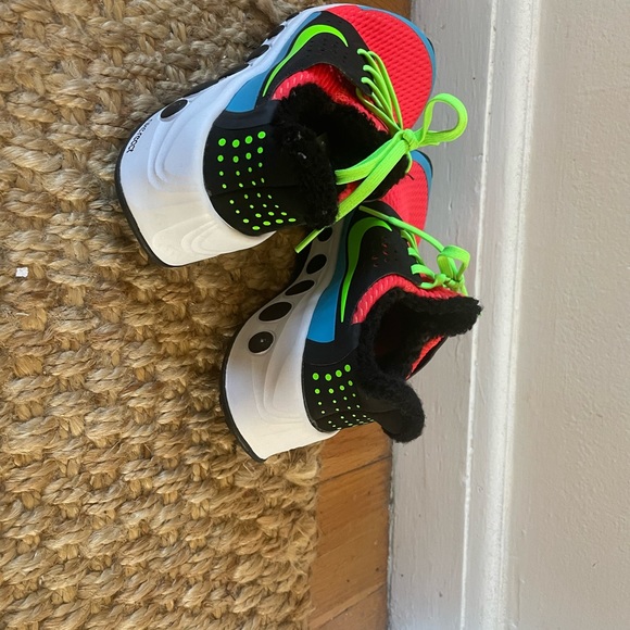 Nike react cruzer one. Unisex shoe. Women’s size 6, men’s size 4.5. - Picture 6 of 7